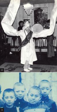 위쪽부터 1978년 이매방 승무 / 1938년 정포소학교 고개 숙인 이가 이매방 우측 앞