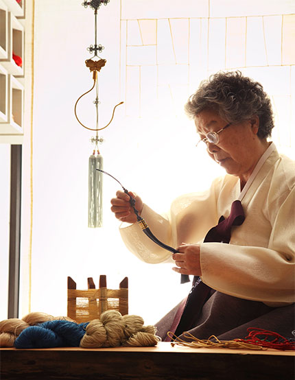 6) 작업중인 정봉섭 선생