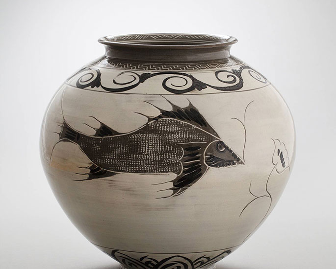 1_ 분청사기어문호(粉靑沙器魚紋壺) / 39×41cm _ 01