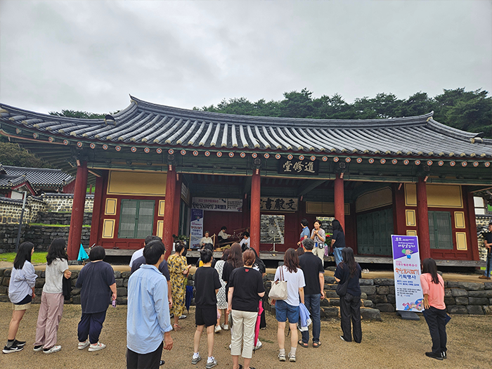 <2026 전승자 주관 기획행사> 인류무형문화유산 한산모시짜기 기획행사 포스터4