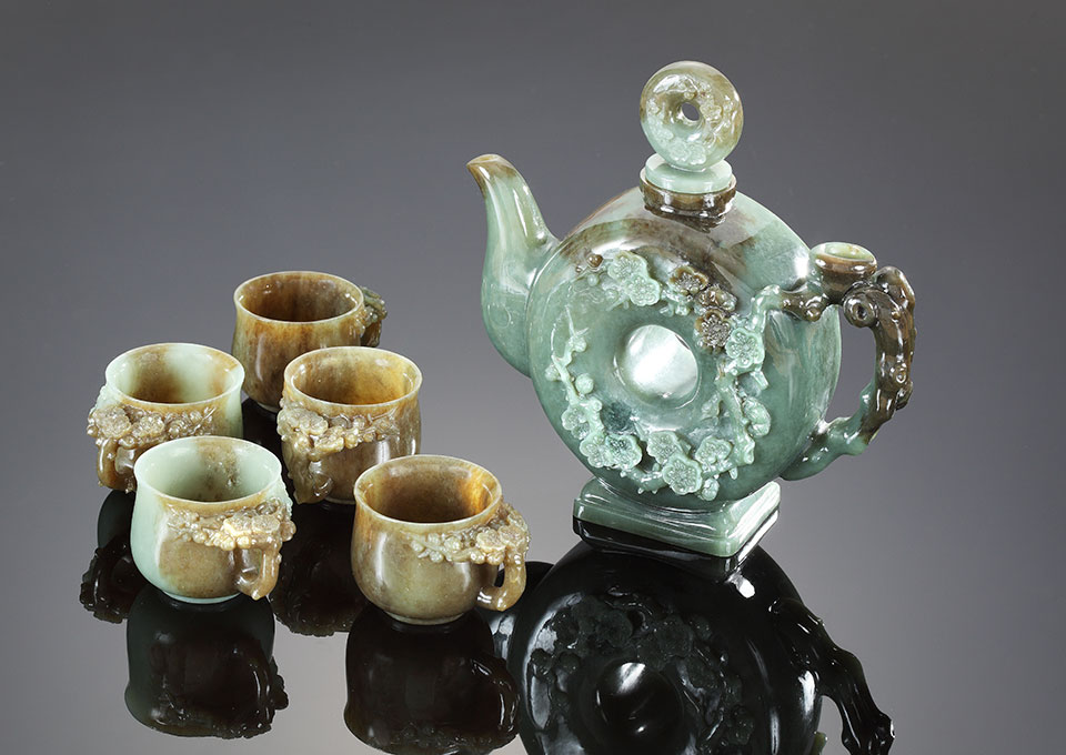 청옥입식회전관통매화주전자, 컵_7×5.5×5cm,주전자_19×7.jpg