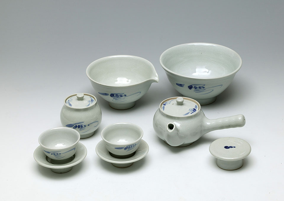 청화백자 다기세트_8x3.jpg