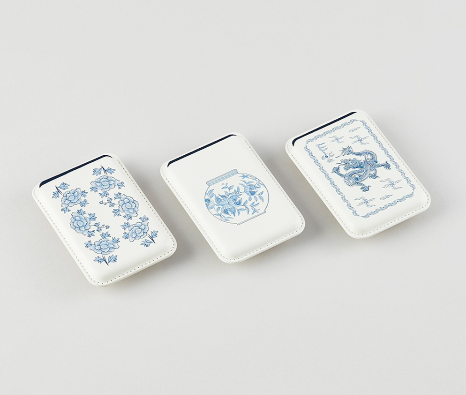 Blue and White Porcelain Card Wallet