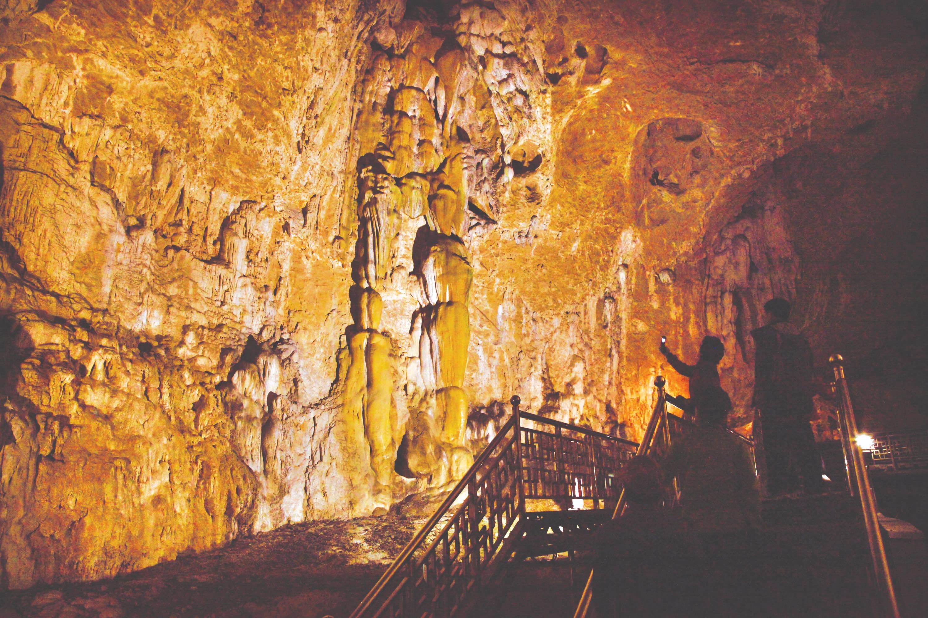 South Korea&rsquo;s Largest Limestone Cave2
