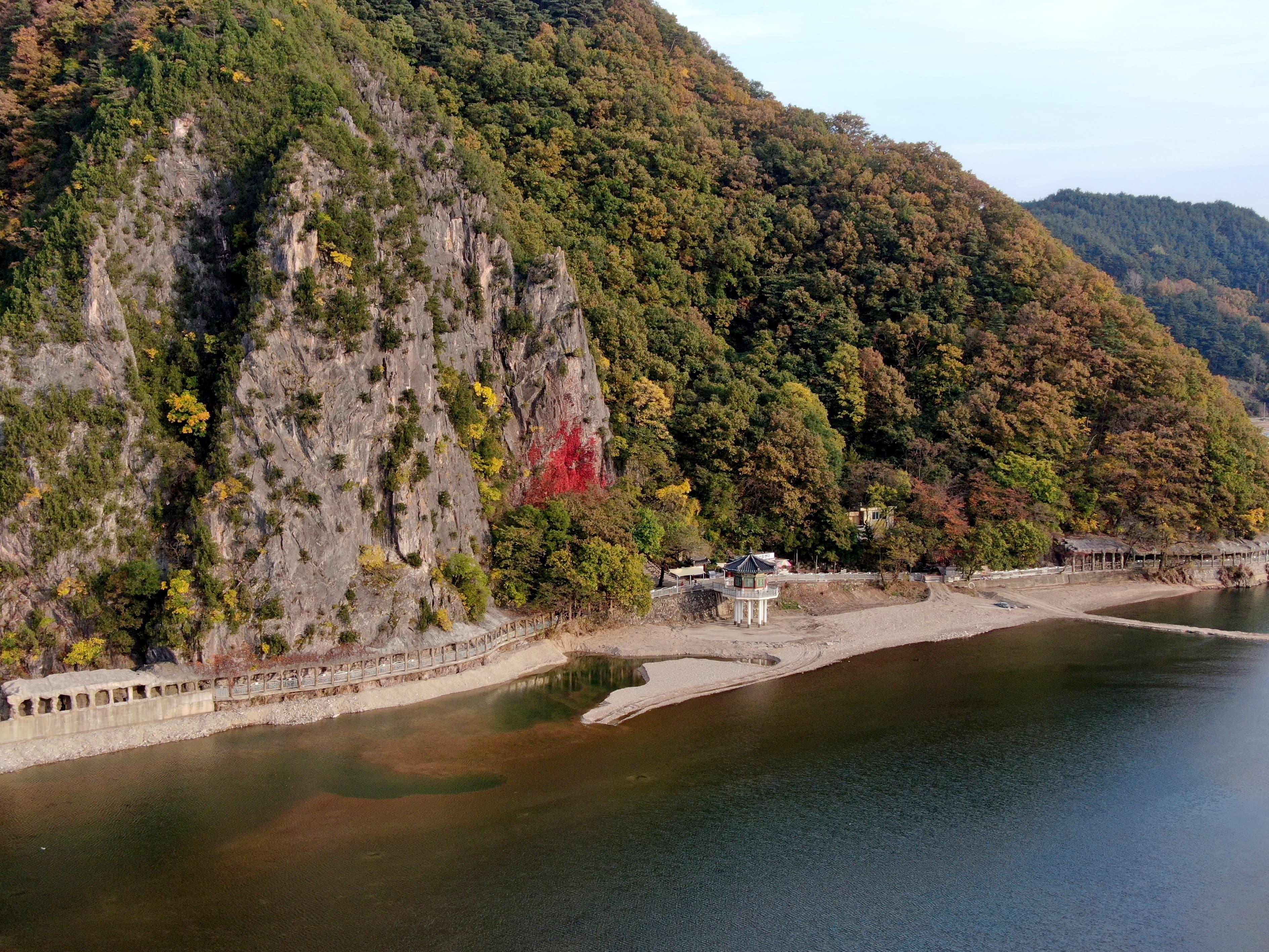 Korea&rsquo;s First Show Cave Open to the Public4