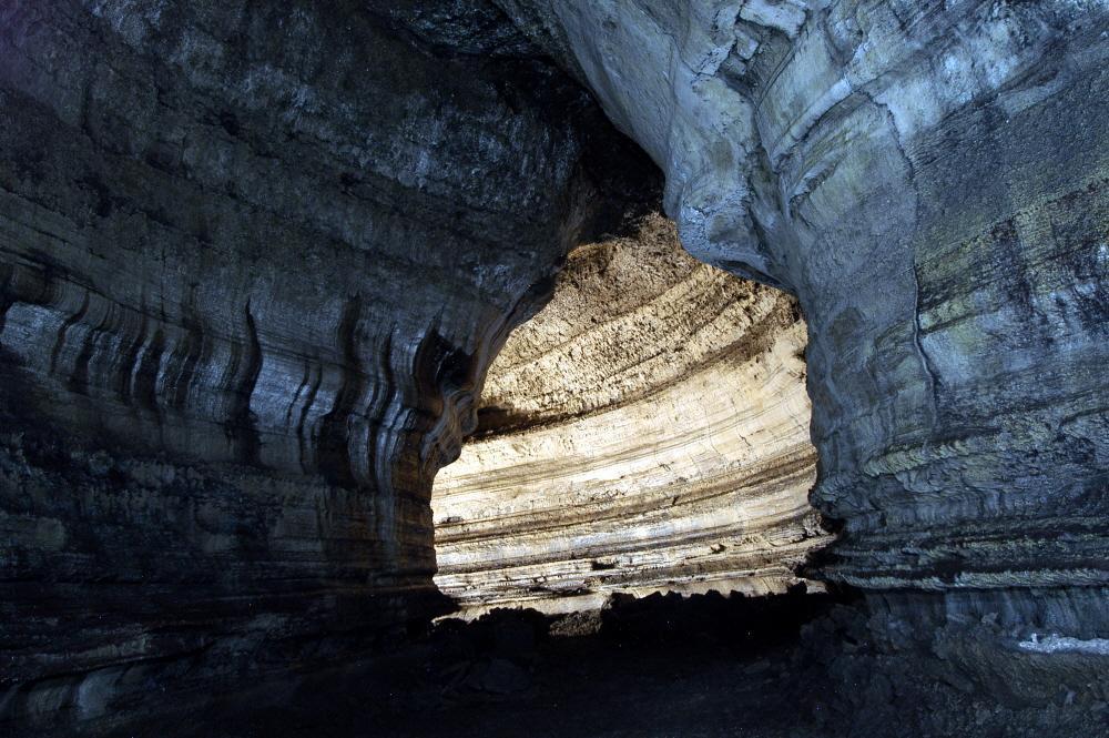 A Cave within the Geomunoreum Lava Tube System1